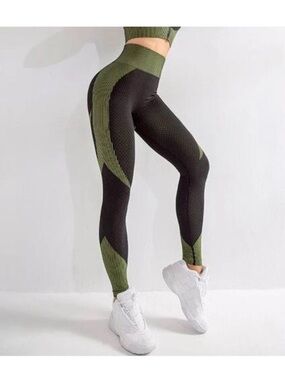 Seamless High-Waist Olive & Black Sculpting Leggings